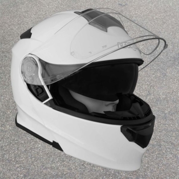 Der Klapphelm ist ein vielseitiger Helm für Motorradfahrer. Er ermöglicht das einfache Öffnen und Schließen des Helms ohne Abnahme. Mit einer stabilen Konstruktion und einer komfortablen Innenpolsterung bietet er sowohl Schutz als auch Flexibilität für längere Fahrten und Pausen.<br /><b>€ 229 - € 449</b>