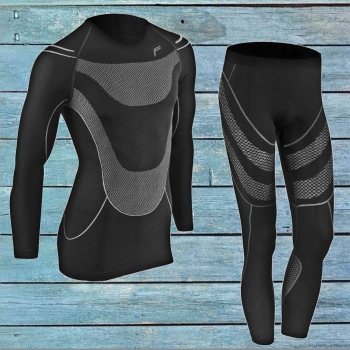 BaseLayers / Motorradunterwäsche sind essentielle Begleiter, Feuchtigkeitsabsorbierend halten sie im Winter warm und kühlen im Sommer. Sie halten die Haut trocken und bieten so Komfort auf langen Fahrten.